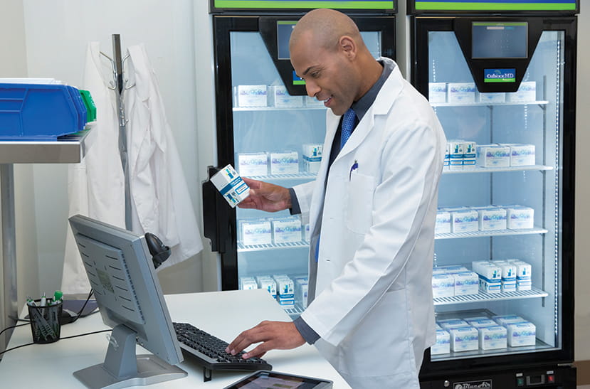 Man using CubixxMD